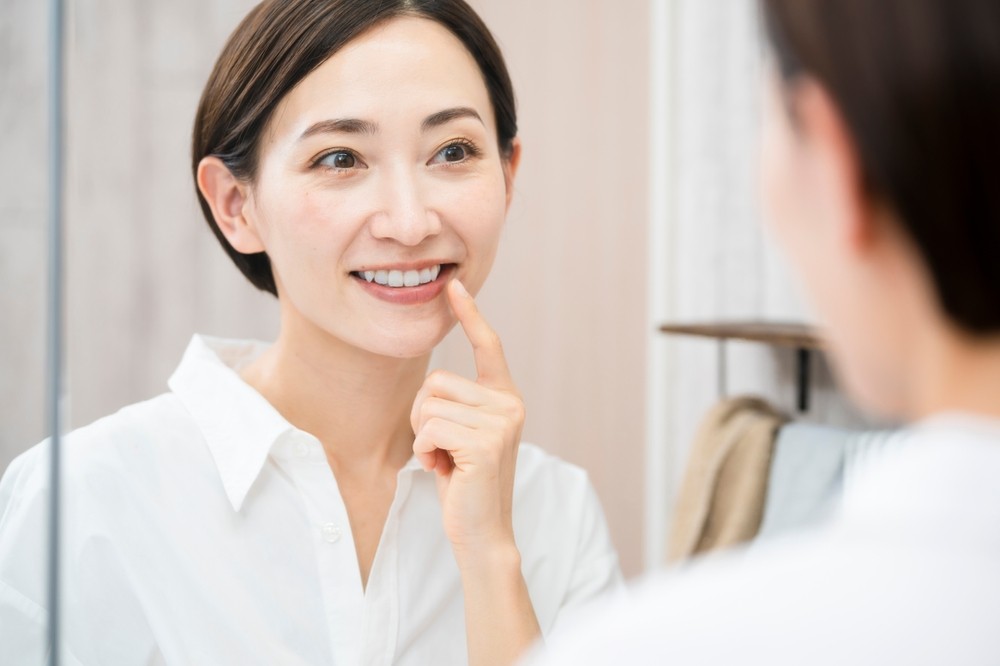 全瓷冠懶人包|全瓷冠是什麼?費用、材質、療程步驟全指南 全瓷冠改善凌亂的牙齒,增加美感自信